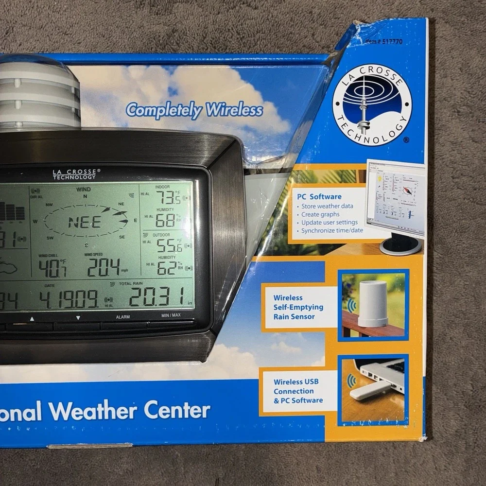 La Crosse Technology Wireless Professional Weather Center WS-2813U-IT  New